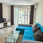Apartment Dom-el Real 3 - Amerikana *