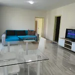 Dom-el Real 3 - Amerikana Apartment