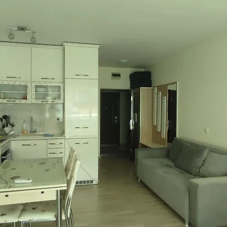 Apartment Dom-el Real 3 - Amerikana Sveti Vlas